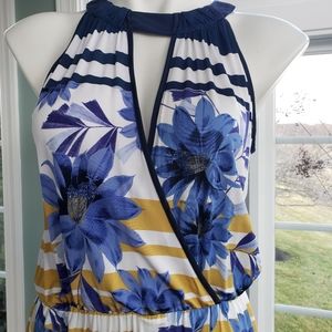 Kenneth Cole floral fun little sun dress Medium